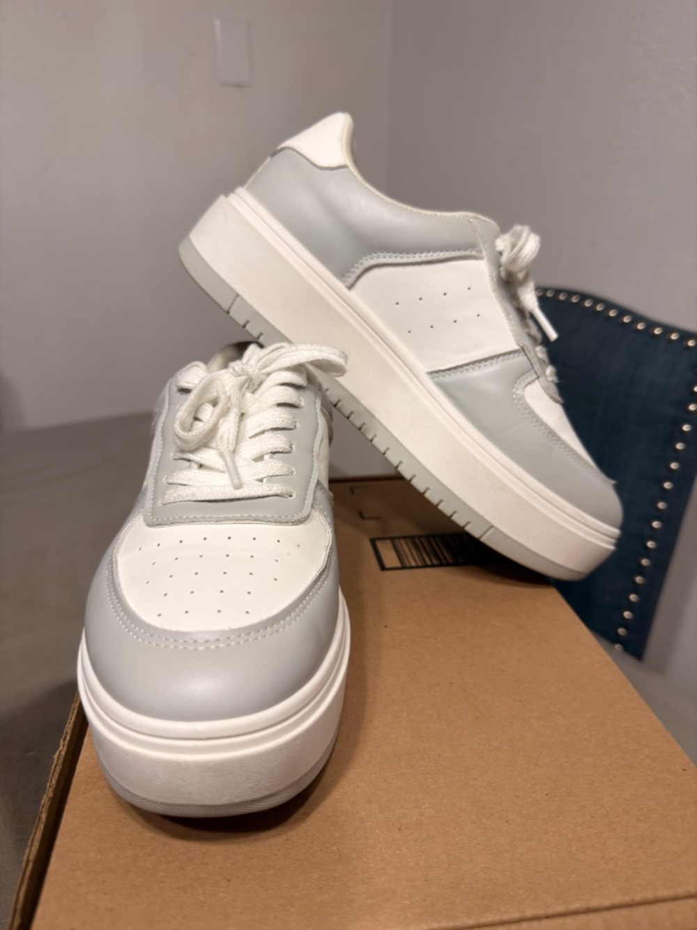 Madden Girl Natalie White/Gray Platform Athletic Sneakers 8M